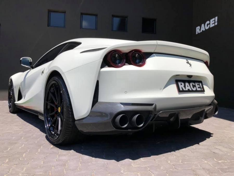  Ferrari 812 Superfast by RACE! 2018 года  (фото 4 из 8)